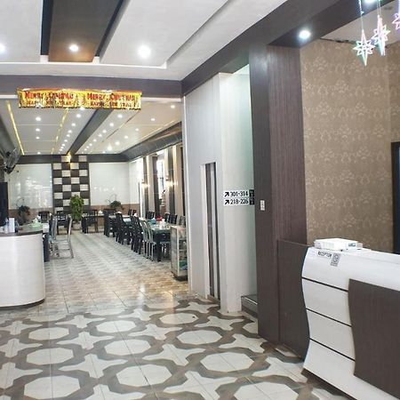 גונוגסיטולי Nasional Hotel מראה חיצוני תמונה