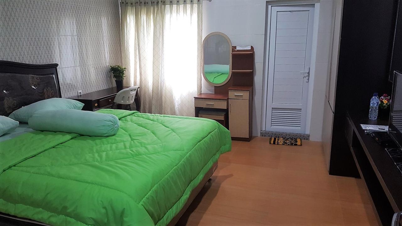 גונוגסיטולי Nasional Hotel מראה חיצוני תמונה