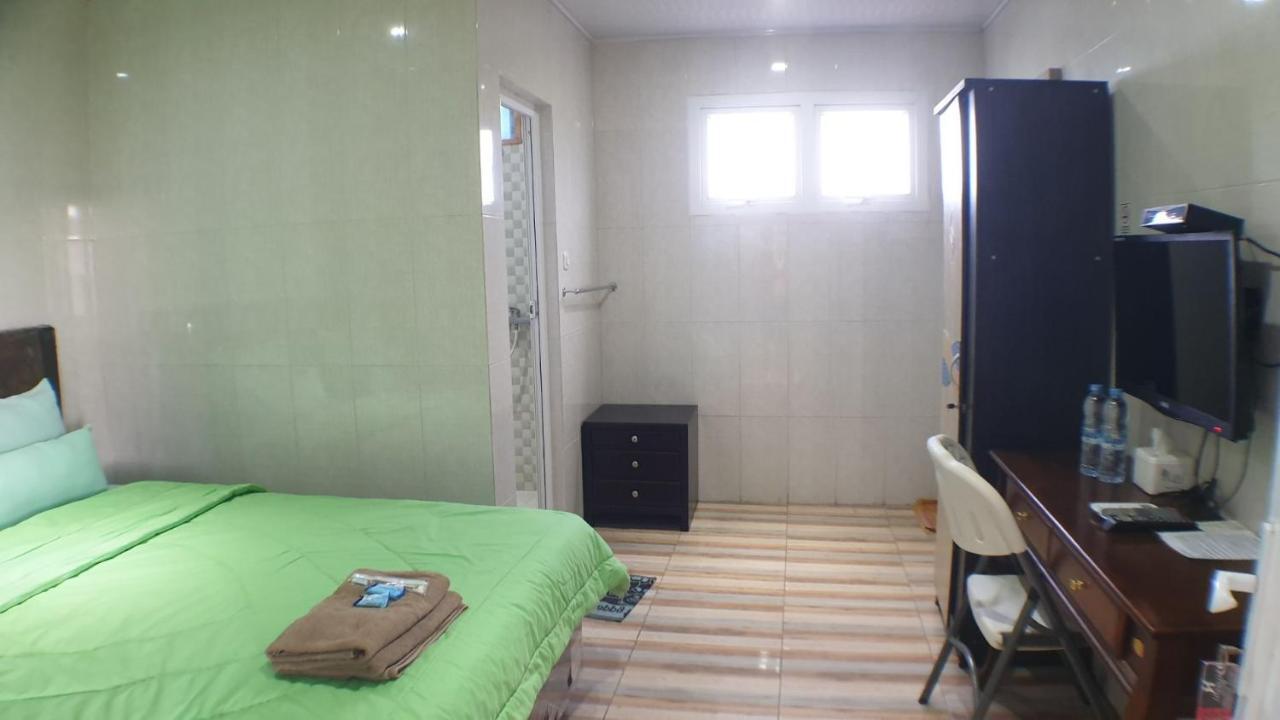 גונוגסיטולי Nasional Hotel מראה חיצוני תמונה