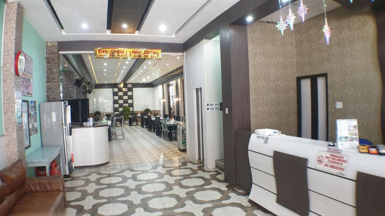 גונוגסיטולי Nasional Hotel מראה חיצוני תמונה