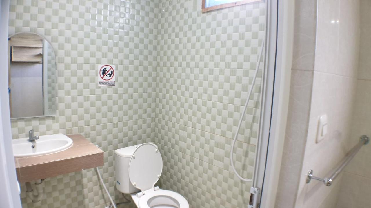 גונוגסיטולי Nasional Hotel מראה חיצוני תמונה